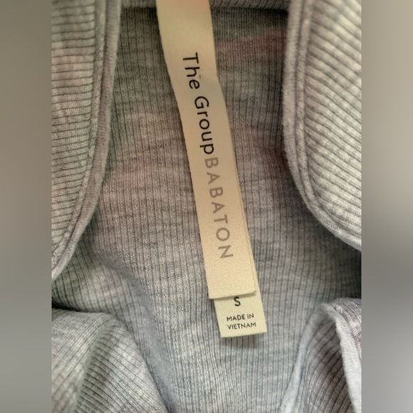 Babaton Button-down Long-sleeve Small - Picture 3 of 5